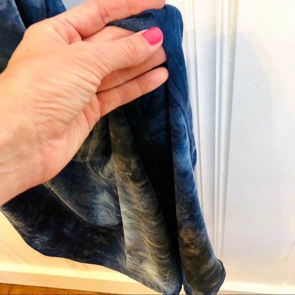 Blue tie-dye maxi dress - Picture 5 of 7